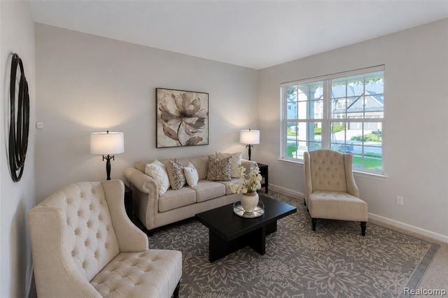 640 Allegheny Drive, South Lyon, MI 48178
