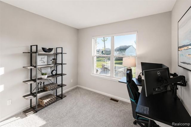 640 Allegheny Drive, South Lyon, MI 48178