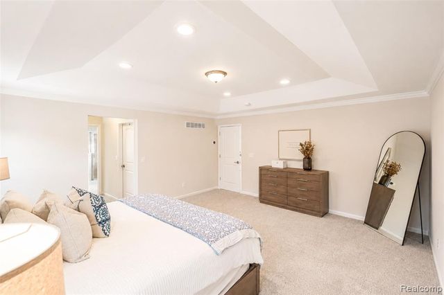 640 Allegheny Drive, South Lyon, MI 48178