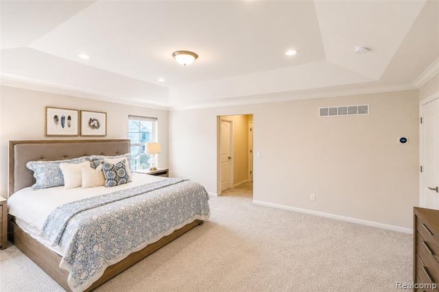 640 Allegheny Drive, South Lyon, MI 48178