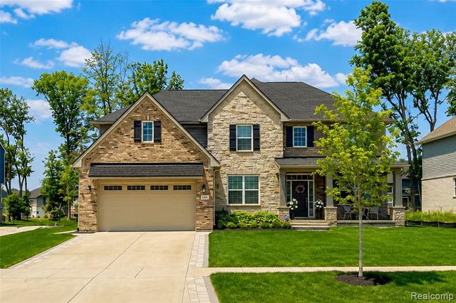 640 Allegheny Drive, South Lyon, MI 48178