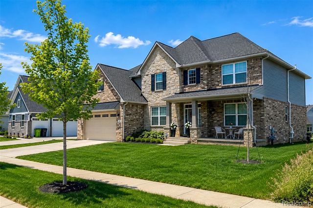 640 Allegheny Drive, South Lyon, MI 48178