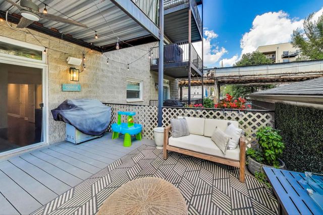 1533 N Cleveland Avenue 1S, Chicago, IL 60610