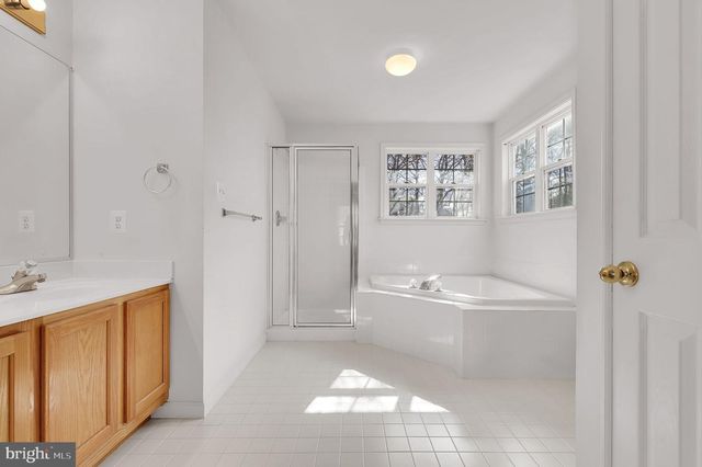 1229 LEAFY HOLLOW, Mount Airy, MD 21771