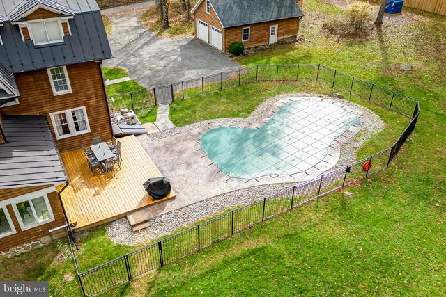 17345 RAVEN ROCKS RD, Bluemont, VA 20135