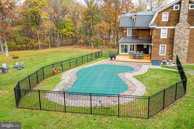 17345 RAVEN ROCKS RD, Bluemont, VA 20135