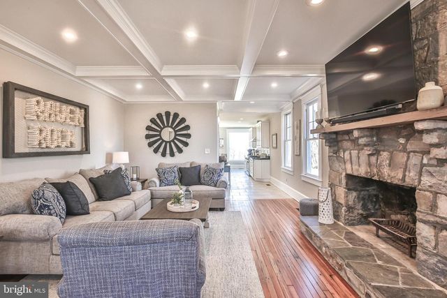 17345 RAVEN ROCKS RD, Bluemont, VA 20135