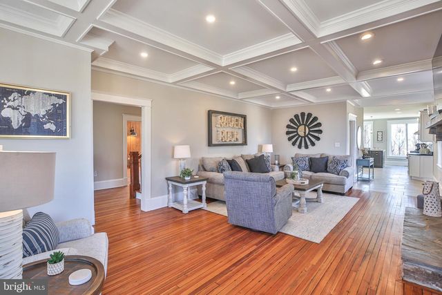 17345 RAVEN ROCKS RD, Bluemont, VA 20135