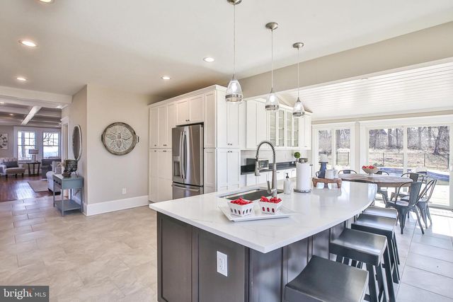 17345 RAVEN ROCKS RD, Bluemont, VA 20135