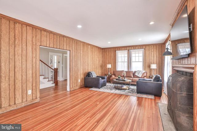 17345 RAVEN ROCKS RD, Bluemont, VA 20135