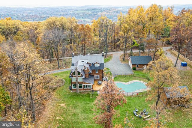17345 RAVEN ROCKS RD, Bluemont, VA 20135