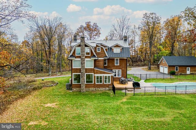 17345 RAVEN ROCKS RD, Bluemont, VA 20135