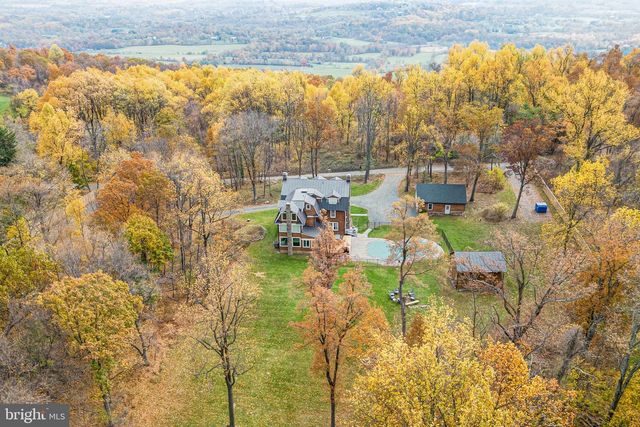 17345 RAVEN ROCKS RD, Bluemont, VA 20135