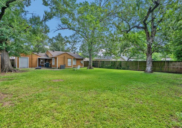 6625 Sivley Street, Houston, TX 77055