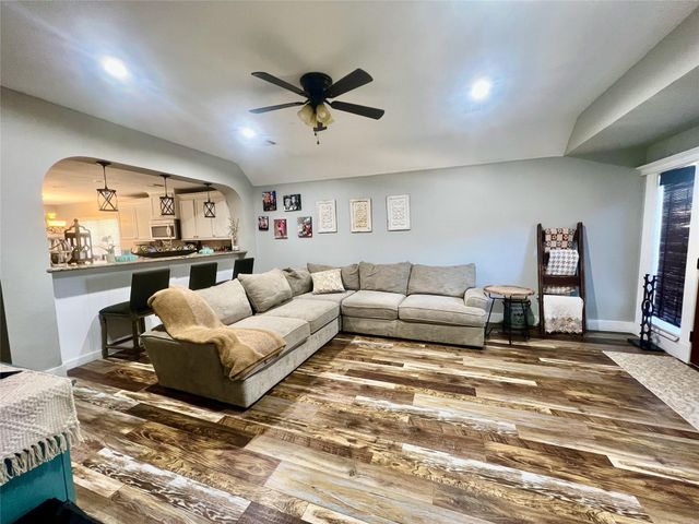 13901 Hydra Court, Willis, TX 77318