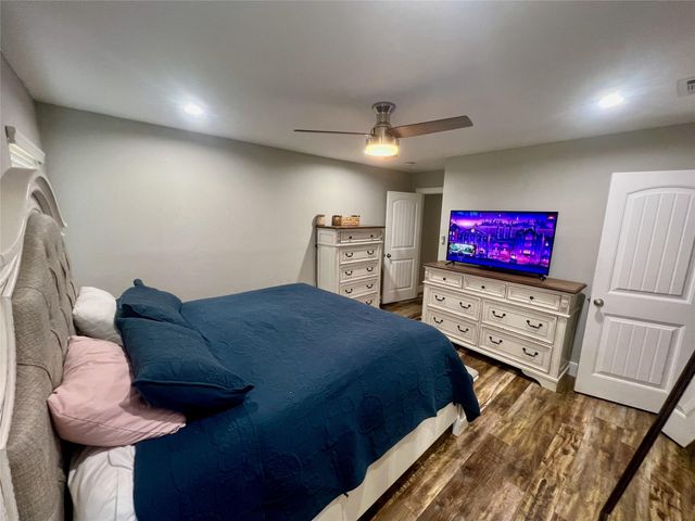 13901 Hydra Court, Willis, TX 77318