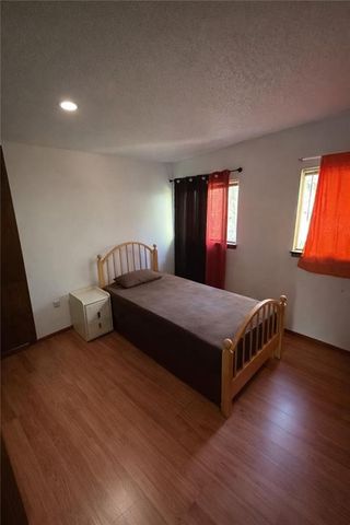 8430-8432 Kessler Street, Overland Park, KS 66212