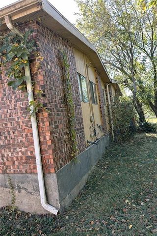 8430-8432 Kessler Street, Overland Park, KS 66212