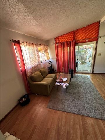 8430-8432 Kessler Street, Overland Park, KS 66212