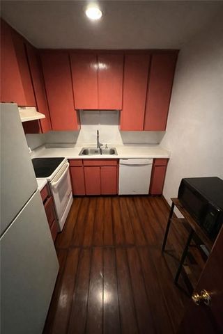 8430-8432 Kessler Street, Overland Park, KS 66212