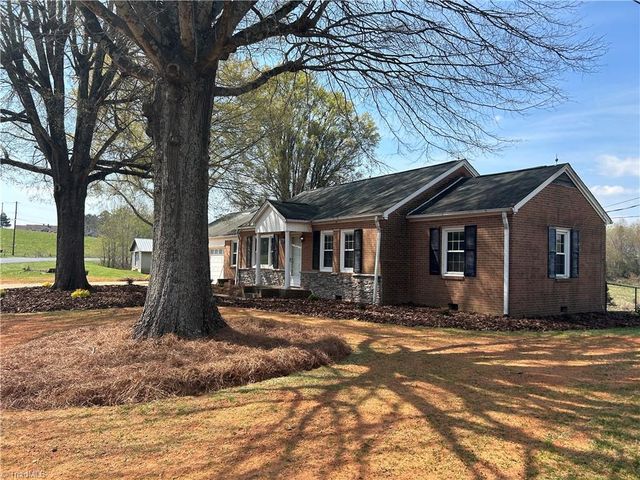 3629 Mount Bethel Church Road, East Bend, NC 27018