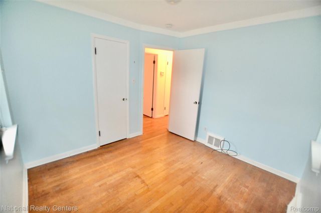 16566 Centralia Drive, Redford Charter Township, MI 48240