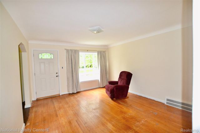 16566 Centralia Drive, Redford Charter Township, MI 48240