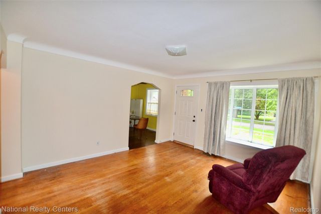 16566 Centralia Drive, Redford Charter Township, MI 48240