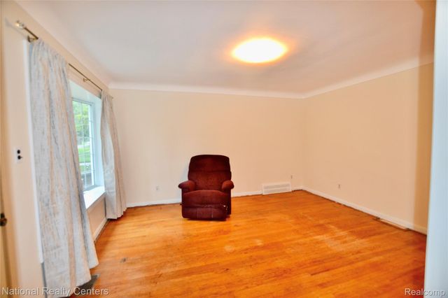 16566 Centralia Drive, Redford Charter Township, MI 48240