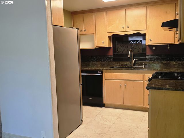 2562 BRITTANIA Pl, Eugene, OR 97405