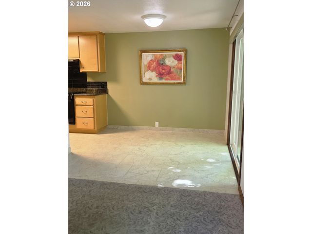 2562 BRITTANIA Pl, Eugene, OR 97405