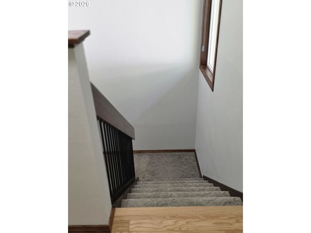 2562 BRITTANIA Pl, Eugene, OR 97405