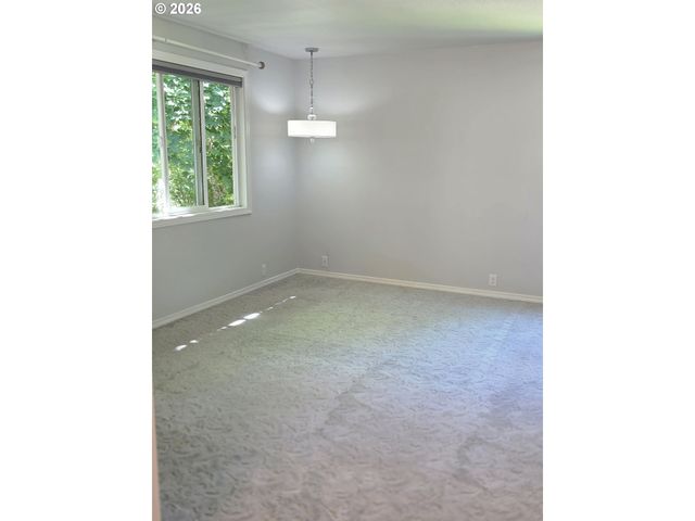 2562 BRITTANIA Pl, Eugene, OR 97405