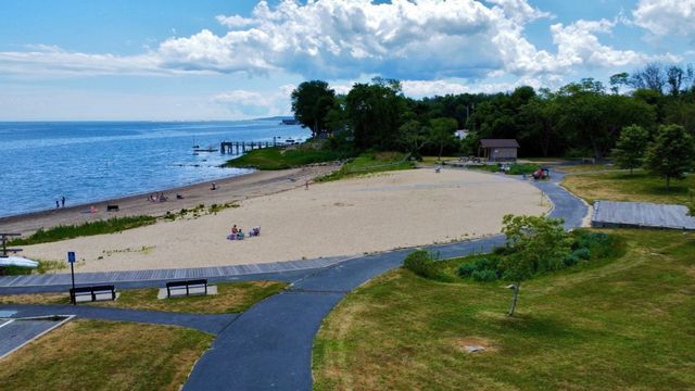 43 Smiths Lane, Kingston, MA 02364
