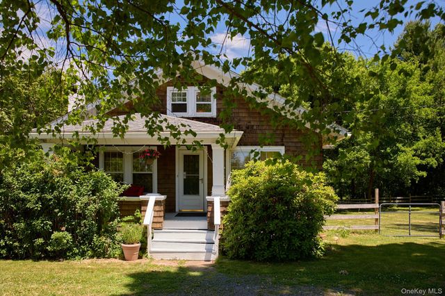 75 Brookside Road, New Paltz, NY 12561