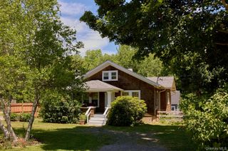 75 Brookside Road, New Paltz, NY 12561