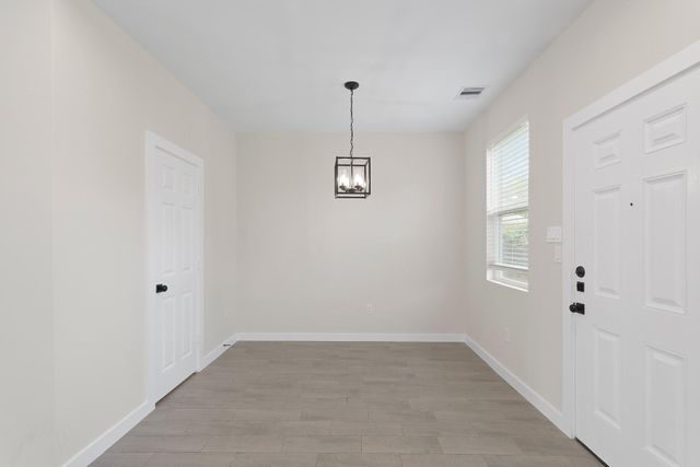 5544 Shreveport Boulevard B, Houston, TX 77028