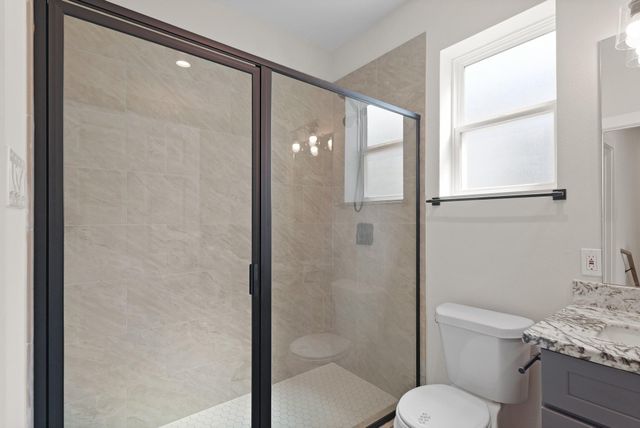 5544 Shreveport Boulevard B, Houston, TX 77028