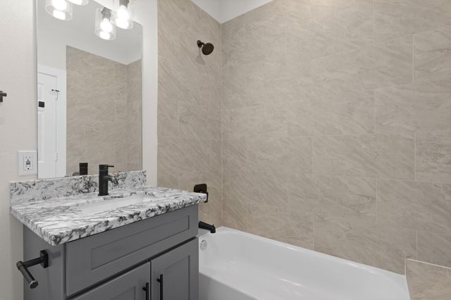 5544 Shreveport Boulevard B, Houston, TX 77028