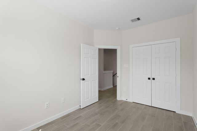 5544 Shreveport Boulevard B, Houston, TX 77028