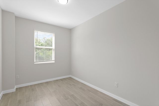 5544 Shreveport Boulevard B, Houston, TX 77028