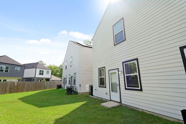 5544 Shreveport Boulevard B, Houston, TX 77028