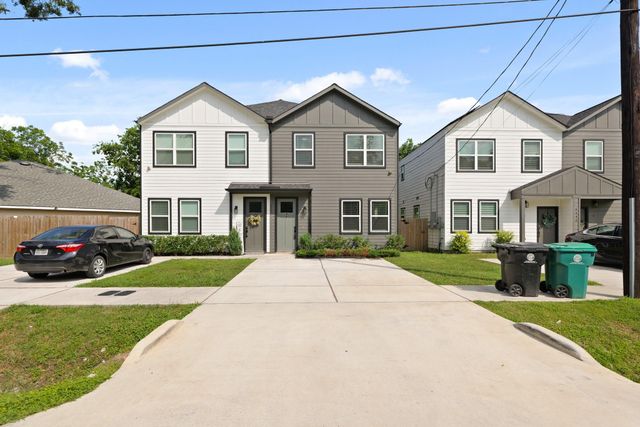 5544 Shreveport Boulevard B, Houston, TX 77028