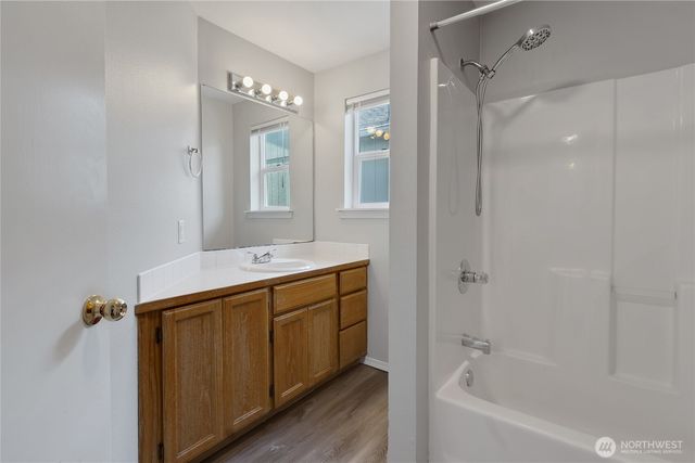 6814 131st Street Ct E, Puyallup, WA 98373