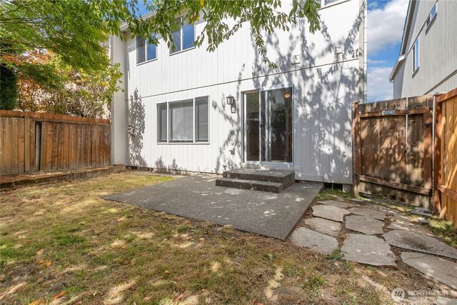 6814 131st Street Ct E, Puyallup, WA 98373