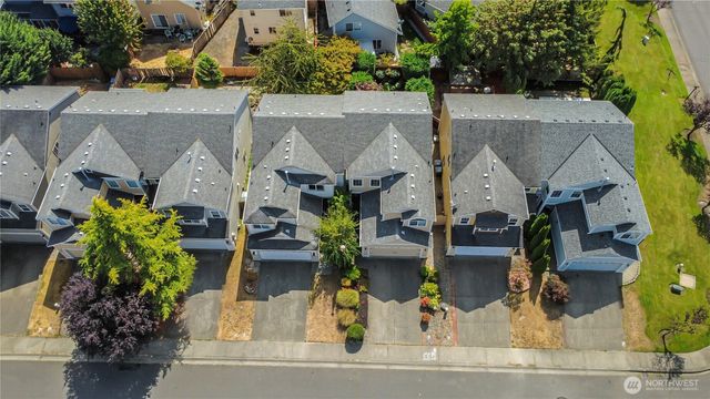 6814 131st Street Ct E, Puyallup, WA 98373
