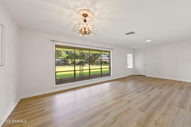 223 Stephanie Avenue, Lafayette, LA 70503