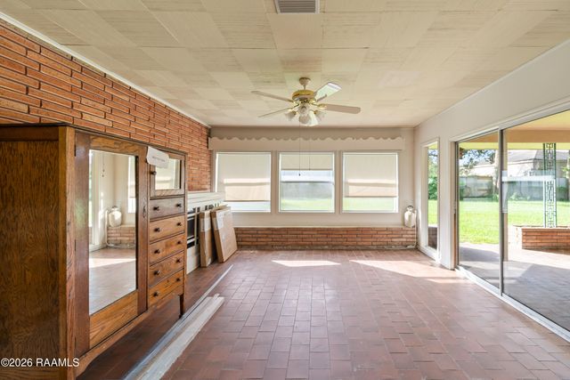 223 Stephanie Avenue, Lafayette, LA 70503