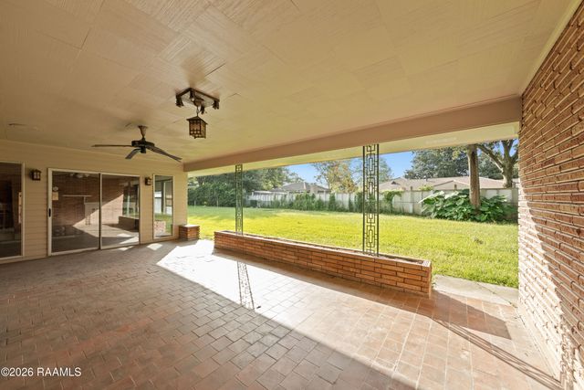 223 Stephanie Avenue, Lafayette, LA 70503