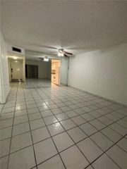 13701 Kendale Lakes Cir B-403, Miami, FL 33183